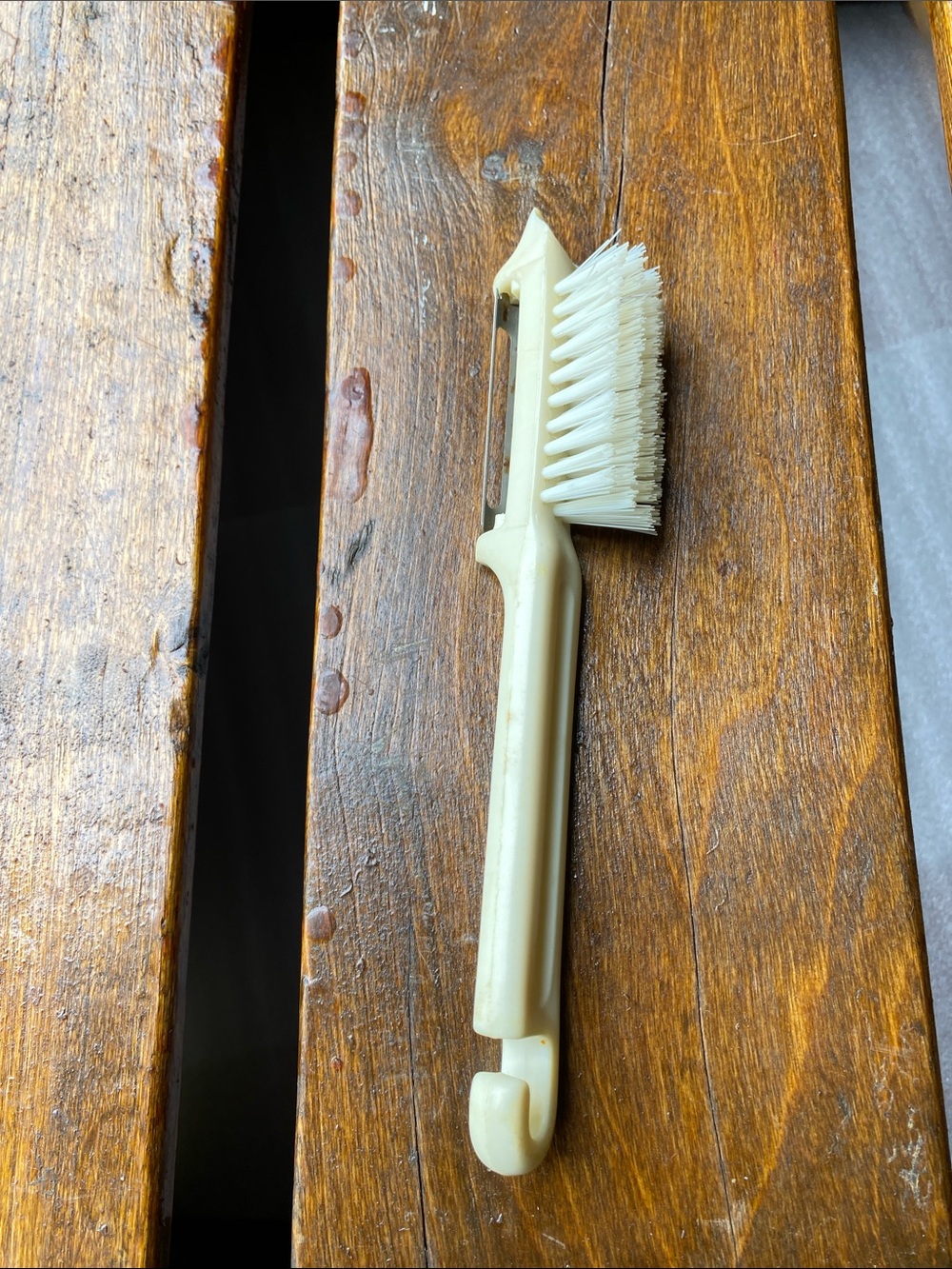Vintage U.K. Design #1023969 H.K. Cream Vegetable Peeler & Scrubbing Bruch  Tip